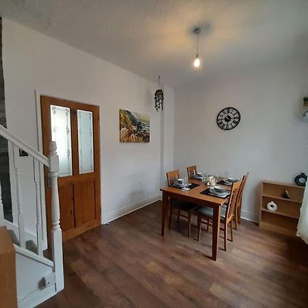 Fabulous Holiday Home - Sleeps 6 บิชอปโอ๊คแลนด์ ภายนอก รูปภาพ
